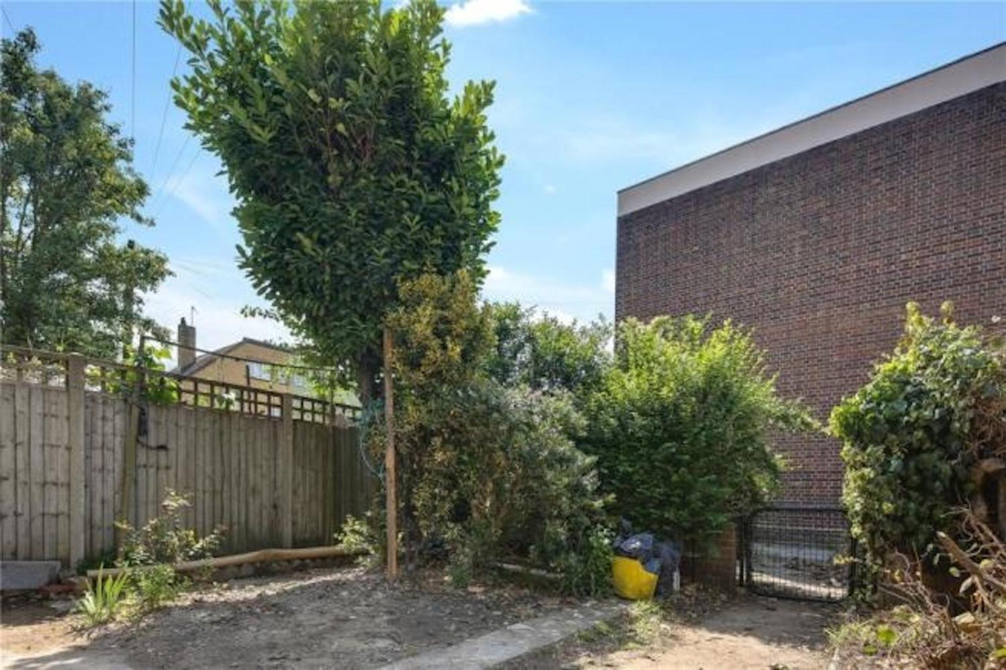 Ferienhaus Limehouse Townhomes Modern 4-bedroom, 3-bathroom Townhome With A Private Garden London